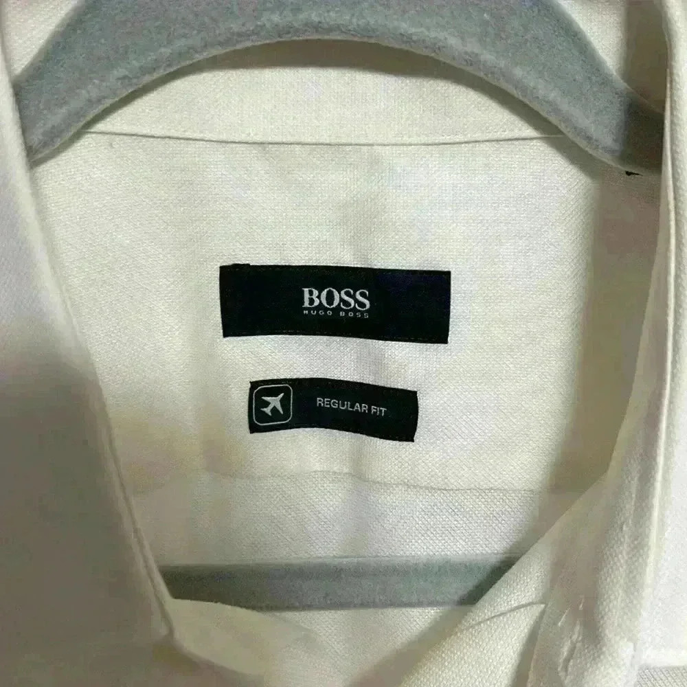 Hugo Boss Button Down - Picture 2 of 4